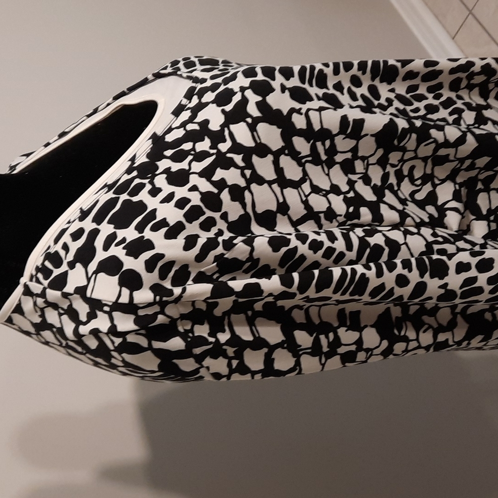 Top - Picture 3 of 5